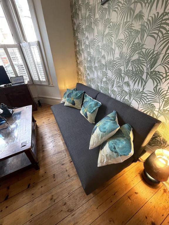 Beautiful Ground Floor Garden Flat Apartment ลอนดอน ภายนอก รูปภาพ